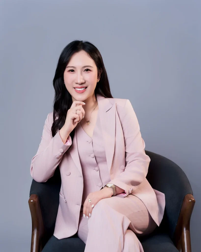 Dr. Hoàng Bảo Ngọc - nhà sáng lập Tâm Lý Ngọt Ngọt