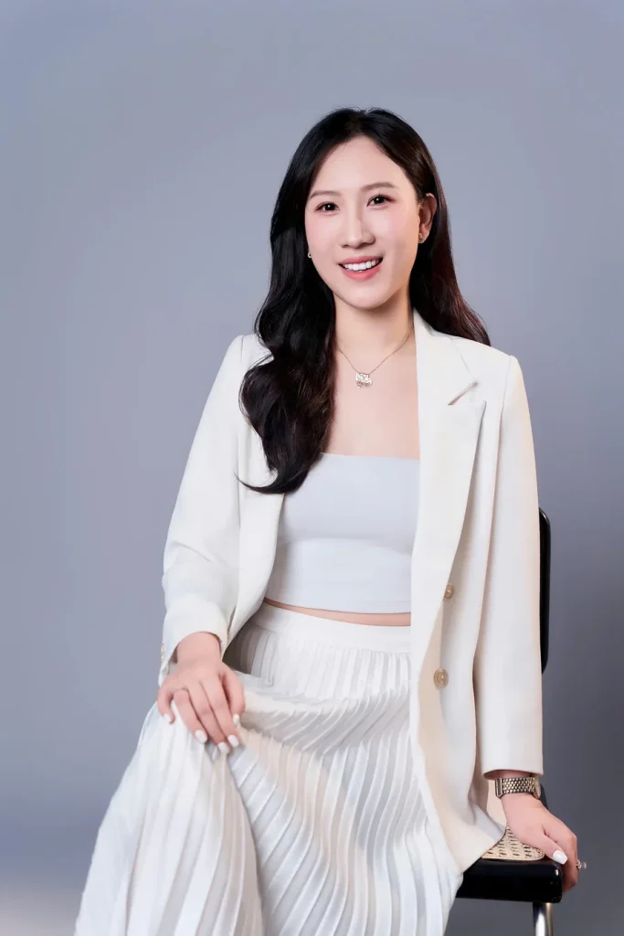 Dr. Hoàng Bảo Ngọc